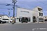 周辺：京都銀行西山科支店窓口は平日の9:00～15:00（11:30～12:30は昼休業）、ATMは平日・土日祝の8:00～21:00です。駐車場完備。 1390m