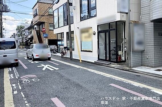 前面道路含む現...