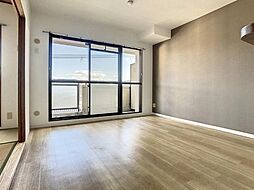 ウエストコート 2階3LDKのリビング/ダイニング