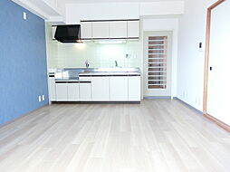 プレスト・コート弐番館 8階3LDKのリビング/ダイニング