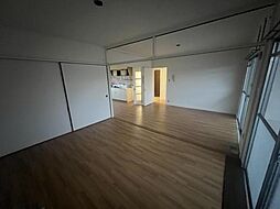 ヴィラナリー狭山8号棟 2階3LDKのリビング/ダイニング