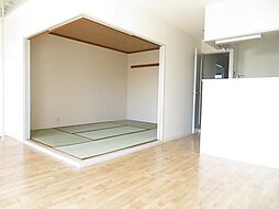 アデューウエダ 4階2LDKのリビング/ダイニング