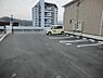 駐車場：停めやすいです！