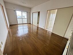 アーバンヴィラ登美丘 3階3LDKのリビング/ダイニング