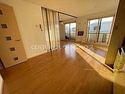 フラワーメゾンＡ棟 3階2LDKのリビング/ダイニング