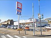 「ウエルシア四街道めいわ店」まで1090m (徒歩14分)医薬品から日用品まで揃う、日常の買い物にも便利です。