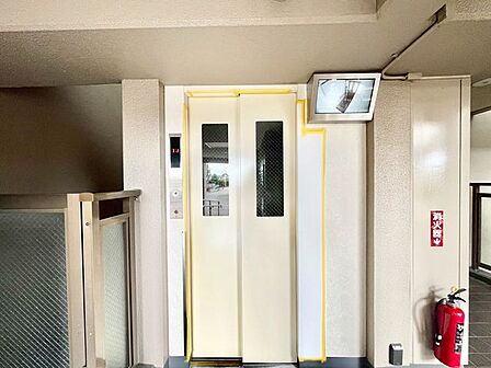 【エレベーター】重たい荷物もスムーズに。暮らしを支える安心のエレベーター付き♪