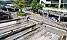 駐車場：【駐車場】ファミリーカーも悠々駐車できるスペースです。お車好きにはたまらないですね！