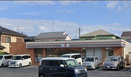 「セブンイレブン東習志野店」まで740m (徒歩10分)急な買い物はもちろん、ATM利用や公共料金の支払いなどにご利用いただけます。