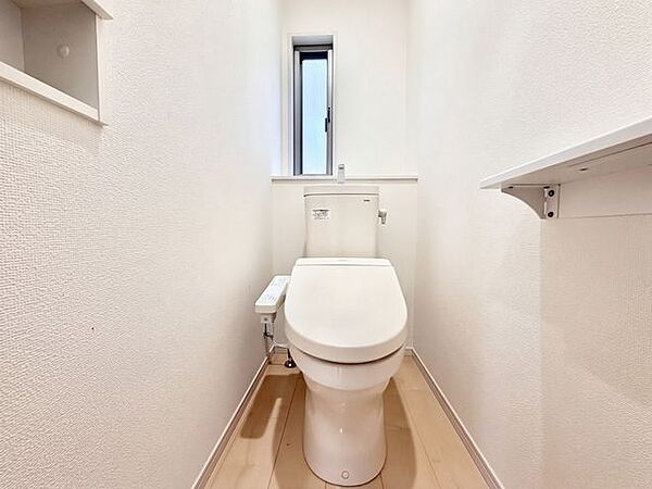 トイレを拡大表示