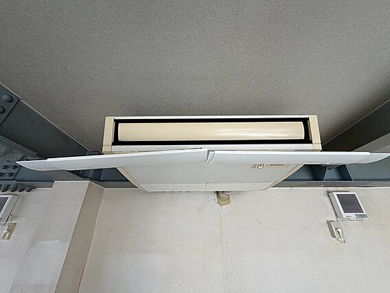 天井埋め込み式...