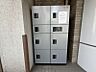 設備：不在時でも荷物を受け取れる宅配ボックスを完備。忙しい毎日をサポートする便利な設備です。