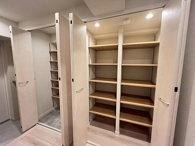 収納 モンテベルデ横浜 10階/-