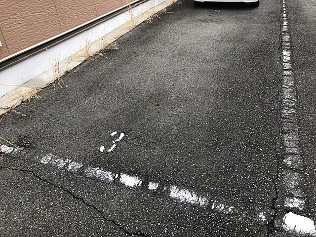 8 / 9