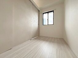 Osaka Metro御堂筋線 新大阪駅 徒歩10分の賃貸マンション 5階1LDKのリビング/ダイニング