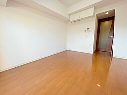 JR東海道・山陽本線 新大阪駅 徒歩3分の賃貸マンション 13階1Kのリビング/ダイニング