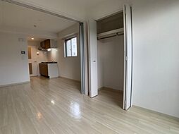 阪急宝塚本線 十三駅 徒歩11分の賃貸マンション 2階1LDKのリビング/ダイニング