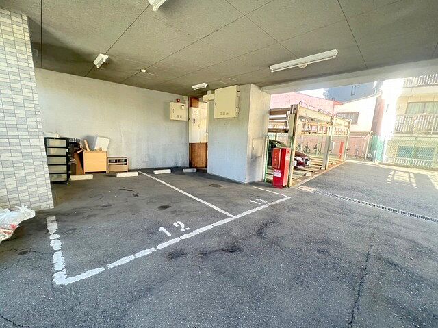 9 / 15