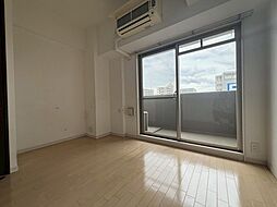 Osaka Metro御堂筋線 西中島南方駅 徒歩10分の賃貸マンション 9階ワンルームのリビング/ダイニング