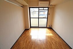 阪急千里線 関大前駅 徒歩12分の賃貸マンション 1階ワンルームのリビング/ダイニング