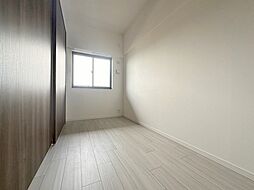 阪急宝塚本線 三国駅 徒歩12分の賃貸マンション 4階1LDKのリビング/ダイニング