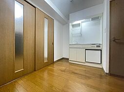 Osaka Metro御堂筋線 江坂駅 徒歩5分の賃貸マンション 5階1Kのリビング/ダイニング