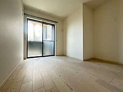 JR東海道・山陽本線 吹田駅 徒歩6分の賃貸アパート 2階2LDKのリビング/ダイニング