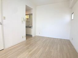 Osaka Metro御堂筋線 東三国駅 徒歩2分の賃貸マンション 5階1Kのリビング/ダイニング