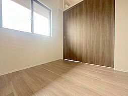 Osaka Metro御堂筋線 新大阪駅 徒歩10分の賃貸マンション 4階2LDKのリビング/ダイニング