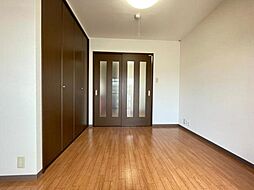 Osaka Metro御堂筋線 江坂駅 徒歩5分の賃貸マンション 8階1DKのリビング/ダイニング