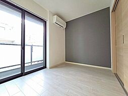 カーサ南吹田 2階1LDKのリビング/ダイニング