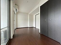 SURF ISLAND SAN SEBASTIAN 2階1DKのリビング/ダイニング