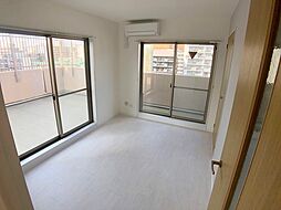 NLC新大阪 7階2DKのリビング/ダイニング