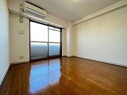 フローライト蛍池 2階ワンルームのリビング/ダイニング