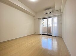 グランシス江坂 7階1Kのリビング/ダイニング