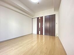 グランシス江坂 6階1Kのリビング/ダイニング