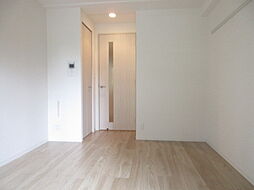 プレサンス新大阪ザ・シティ 8階1Kのリビング/ダイニング