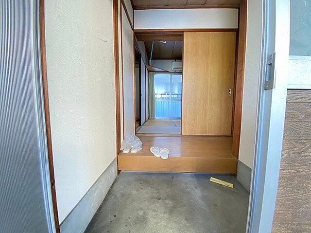 玄関