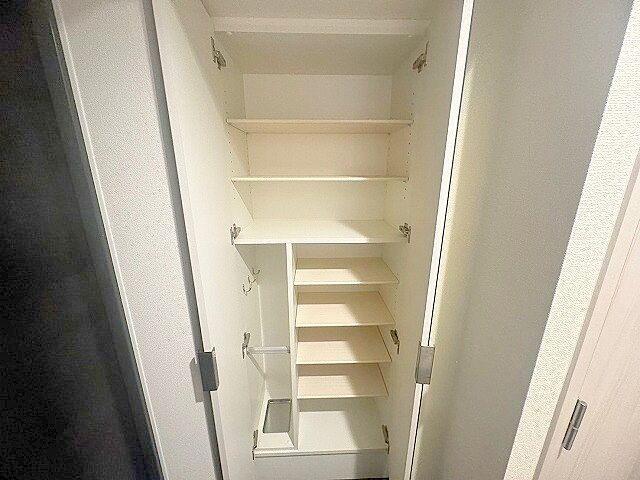 収納