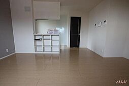 ハピネス新涯 1階2LDKのリビング/ダイニング