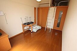 カーサ・MOKUREN 2階1Kのリビング/ダイニング