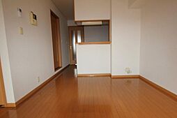 ティファニー　大東 2階1LDKのリビング/ダイニング