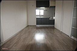 サンライフ城興 2階3DKのリビング/ダイニング