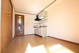 アルメリア藤井 2階2DKのリビング/ダイニング