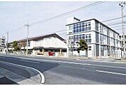 岡山市立西小学校 595m