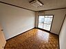 洋室：落ち着いた雰囲気で、寝室にもおすすめの洋室♪