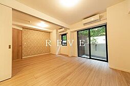 JR山手線 目黒駅 徒歩15分の賃貸マンション 1階1LDKのリビング/ダイニング