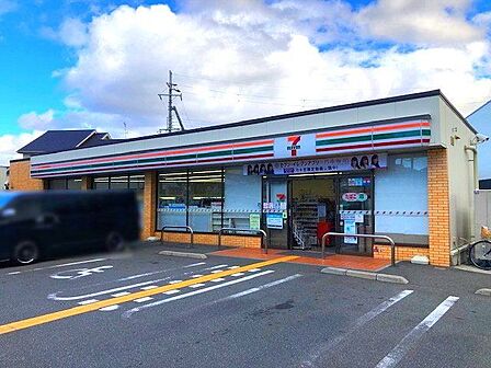 セブンイレブン 枚方出口店 210m