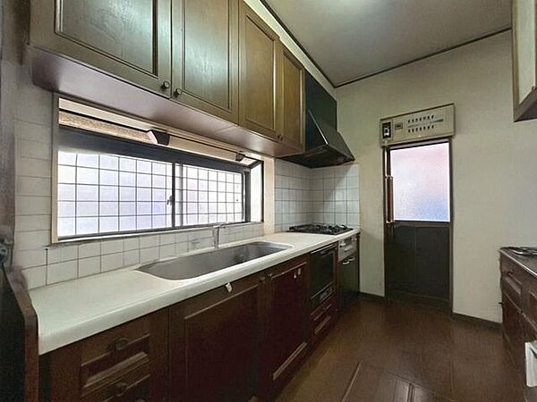 キッチンを拡大表示