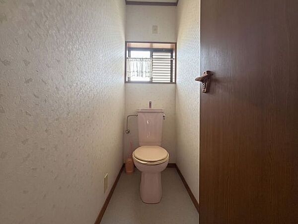 トイレを拡大表示